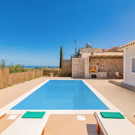 빌라 Halakas By Katastárion