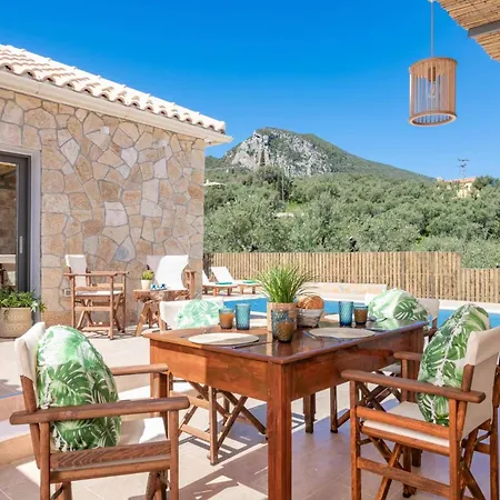 Halakas By * Katastárion